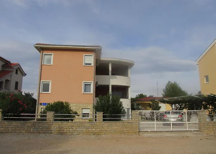 Апартаменты With Parking Space Biograd Na Moru, Biograd - 15472 Биоград-на-Мору